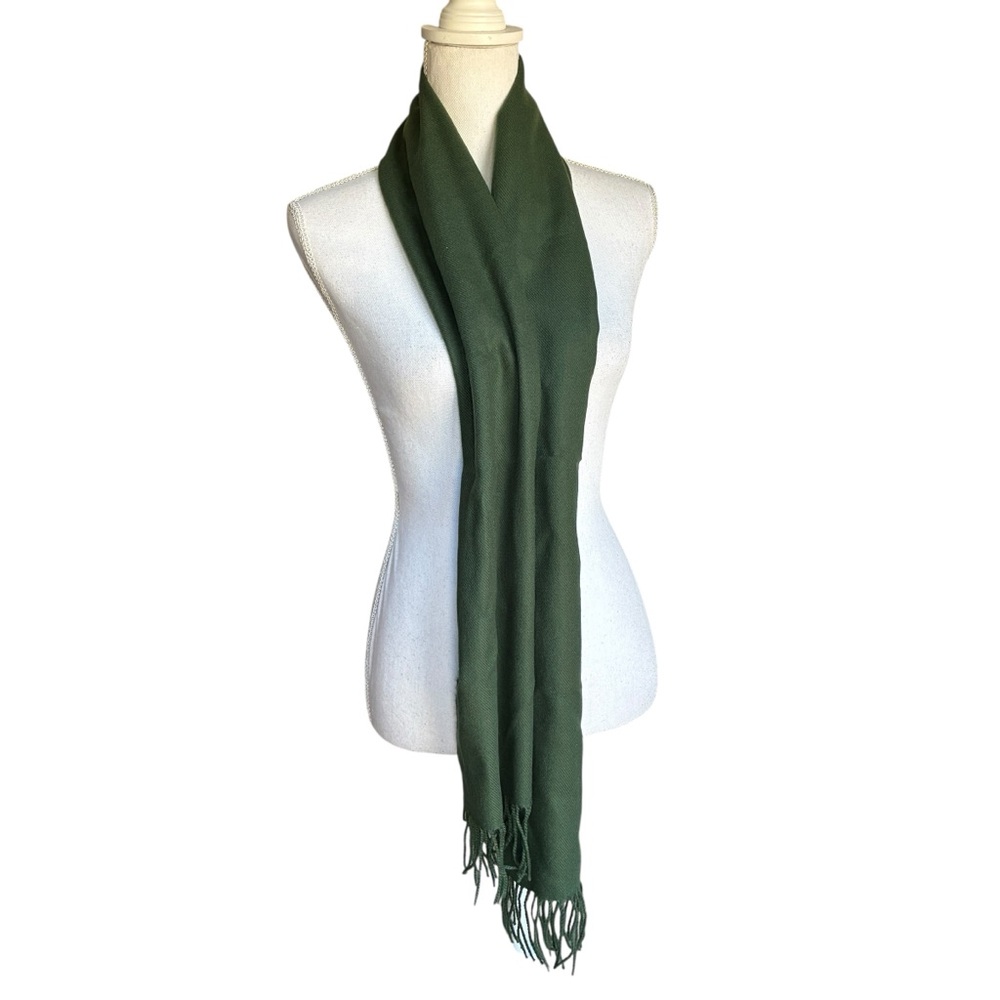 100% Cashmere Scarf Made in Scotland Green Fringe Luxury Unisex Winter Scarf - Picture 7 of 11